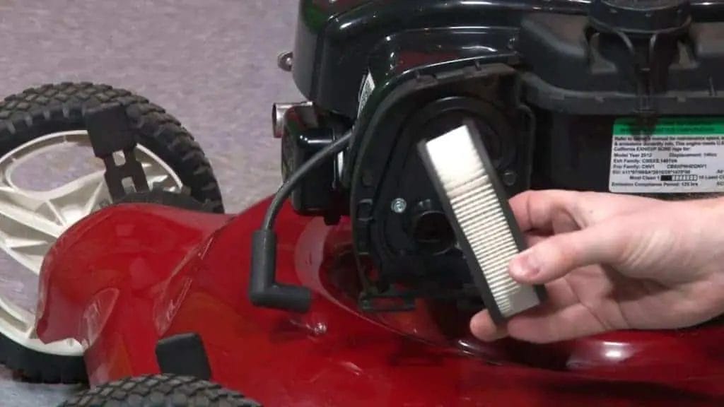 How to replace your lawnmower's filters