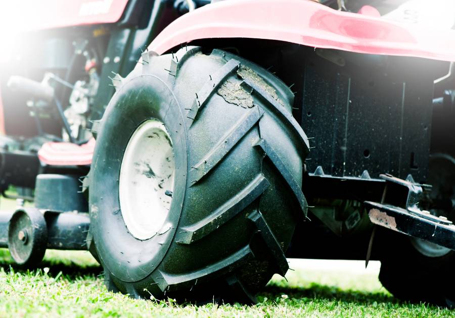 Flooded mower online engine